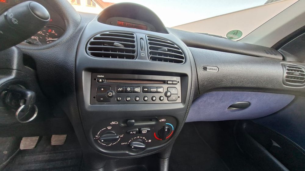 De vânzare Peugeot 206 – Mașină economică și fiabilă!