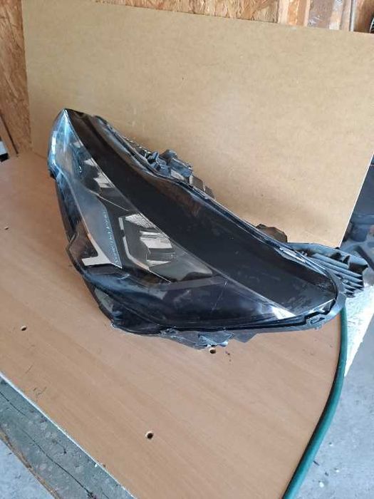 Far stanga Peugeot 5008 / 3008 Full Led Technology 2020-2024 original