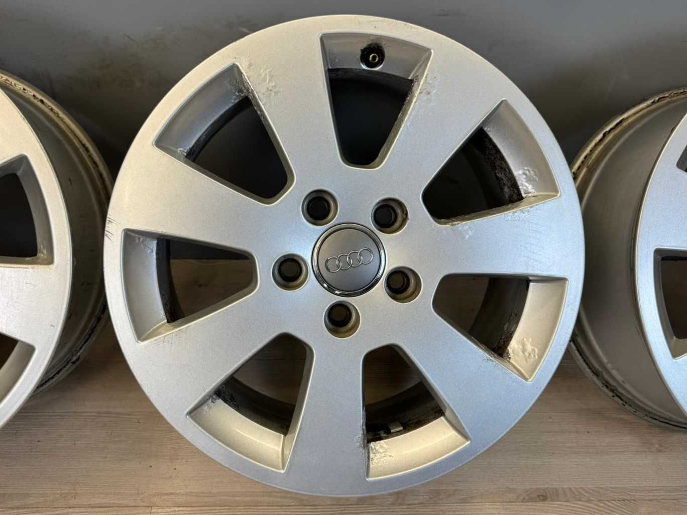 Jante Audi 5x112 R16 A3 (8P, 8V), A4, A6, TT; VW Golf, Skoda, Seat