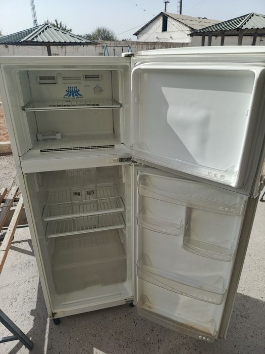 Холодильник Daewoo