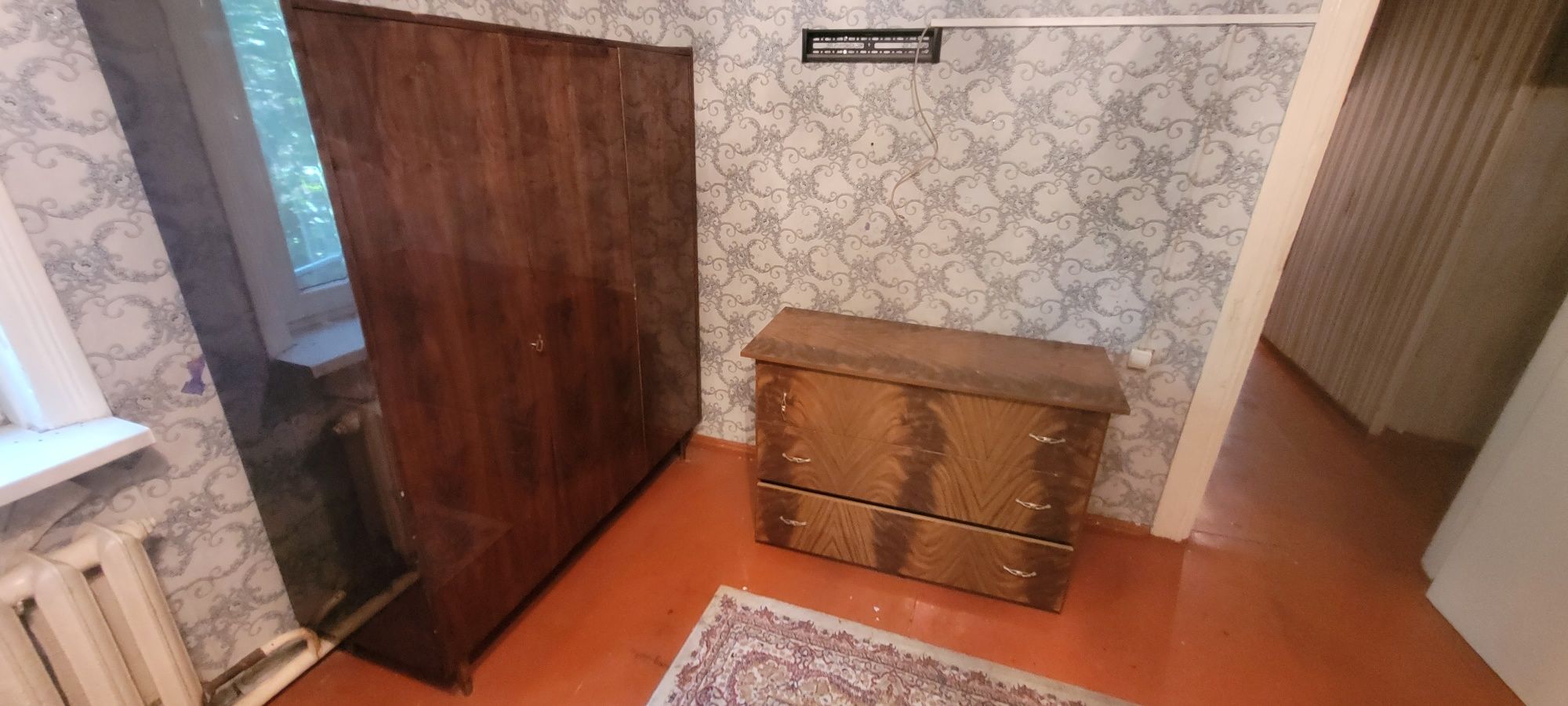 Шкаф шифонер комод в отличном состояние