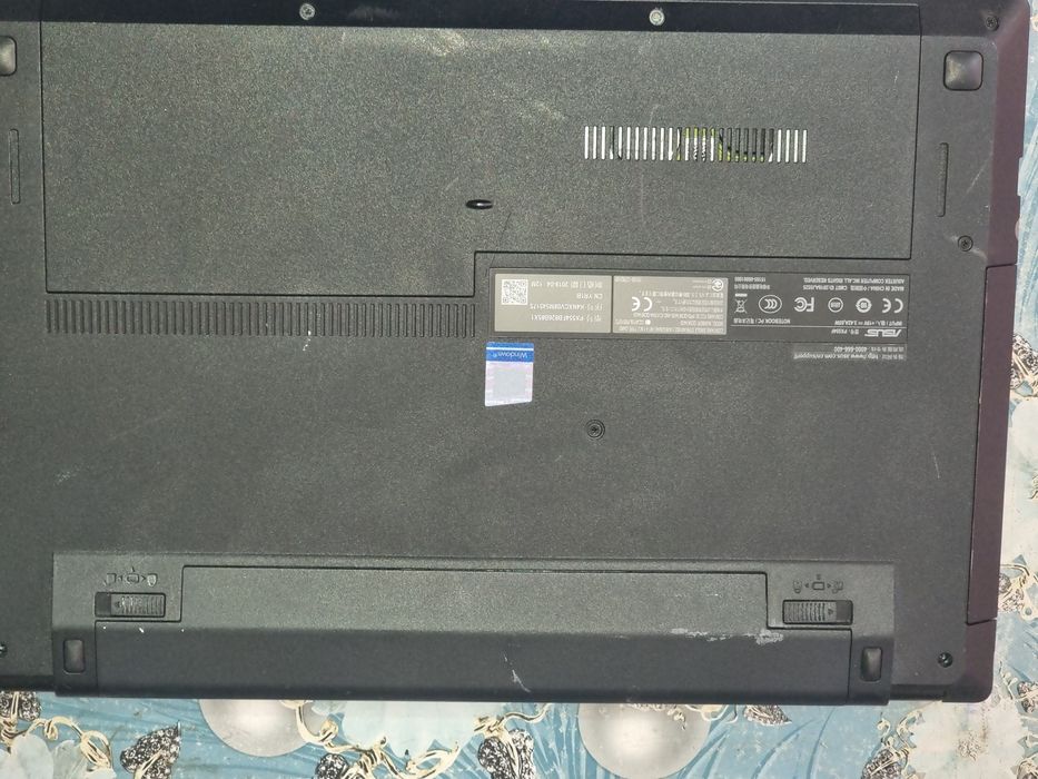 Laptop Asus Pro PX554F i5 gen8 8gram