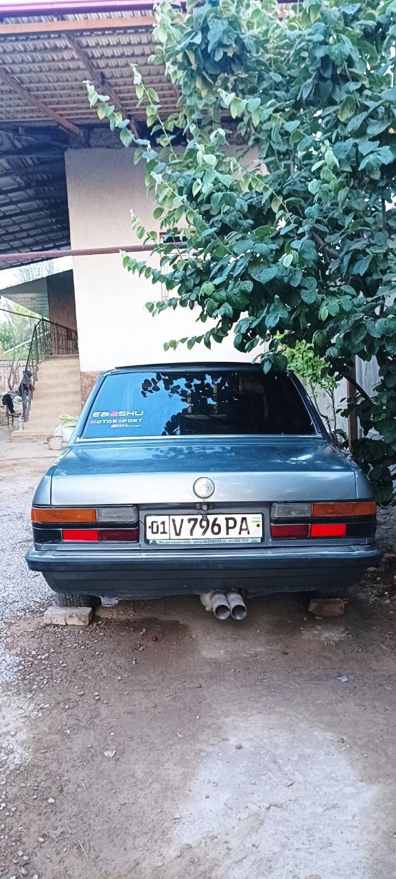 Bmw moshinasi oladiganla