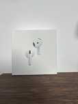Casti AirPods 4 Active Noise Cancellation