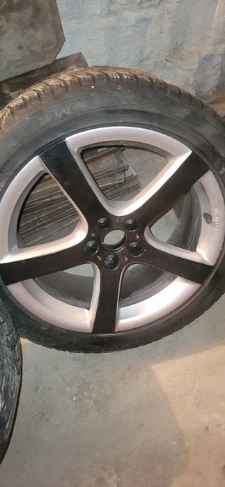 Jante de aliaj pe 17 cu tot cu cauciucuri M+S