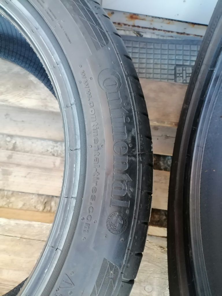 235 45 R 19 V Continental ДОТ 3618