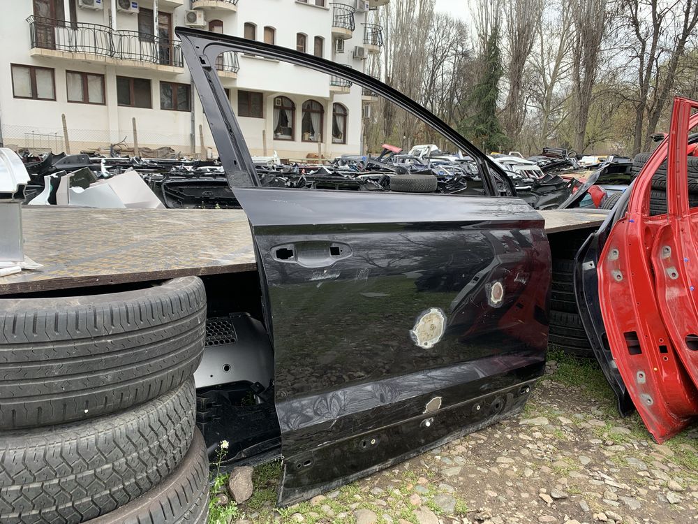 Врата Skoda Karoq