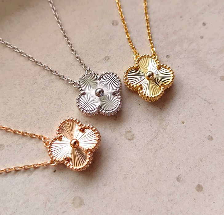 Дамско колие със златна детелина - Van Cleef & Arpels - Sweet Alhambra