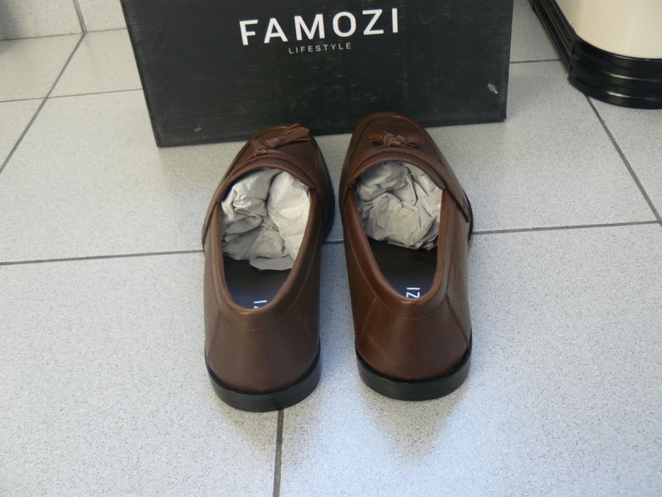 Pantofi Barbati FAMOZI,Din Piele Naturala,Noi,Marime 44,Maro