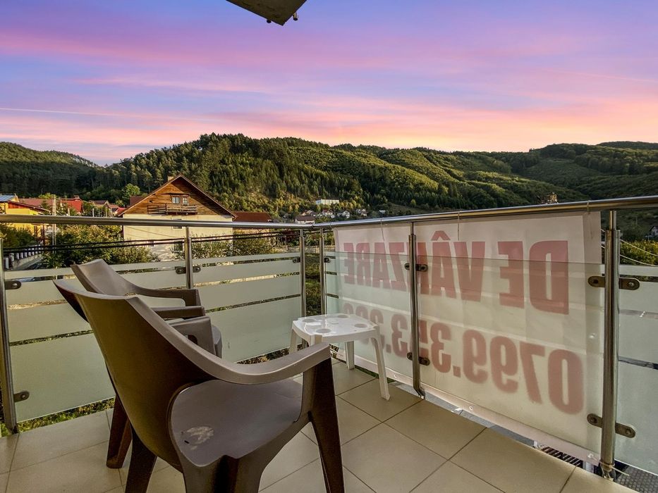 Privat inchiriez apartament 3 camere