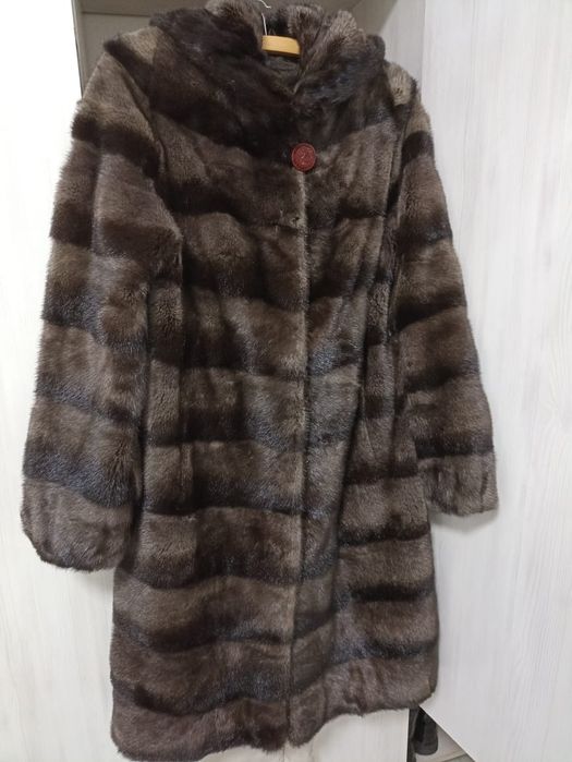 Норковая шуба с капюшоном