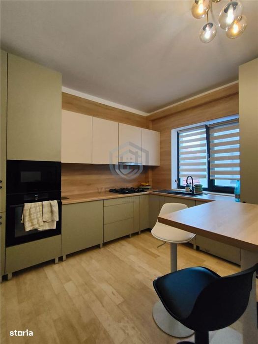 Apartament  3 camere in bloc nou cu parcare privata in zona centrala