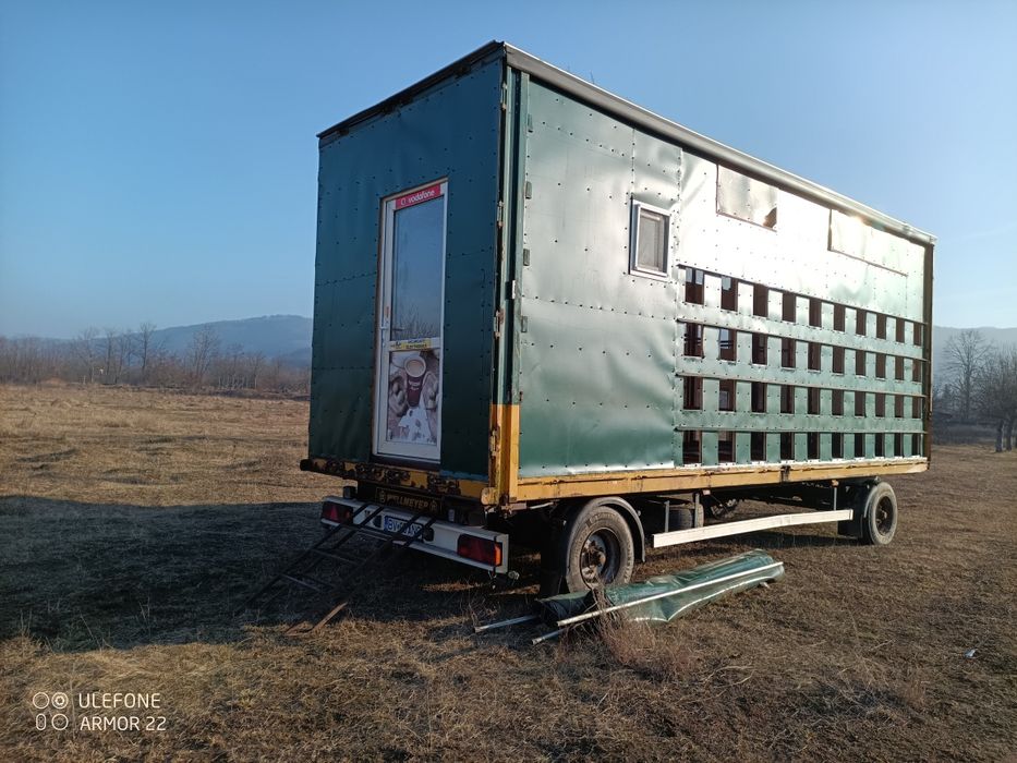 Rastel apicol pavilion