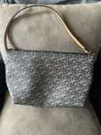Дамска чанта guess