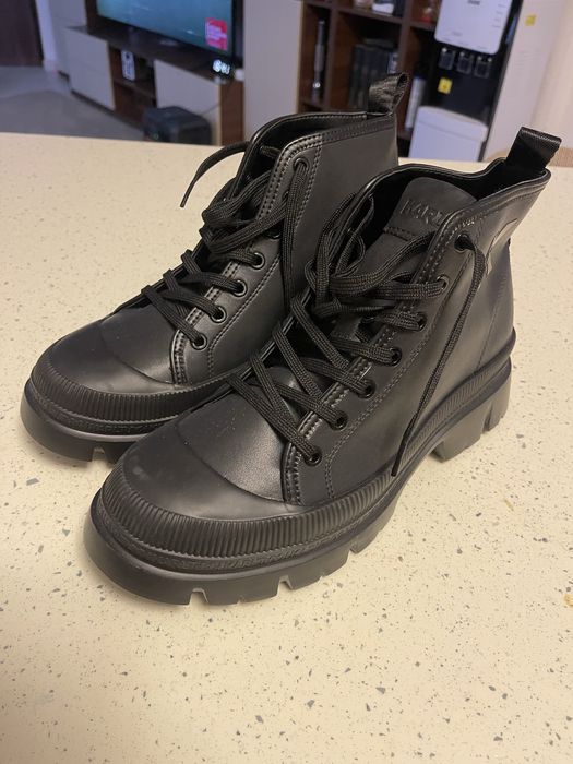 Ghete Karl Lagerfield, noi, marime 43