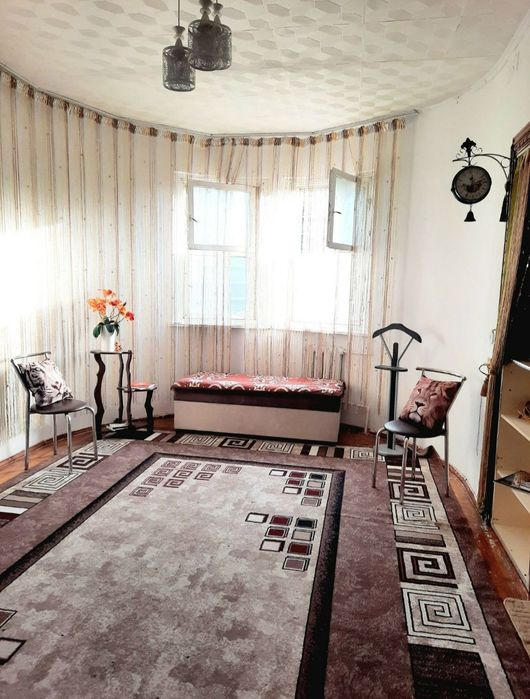 Квартира продаётся Чиланзар 15 квартал 1/2/16 50м2 меб тех хокимият