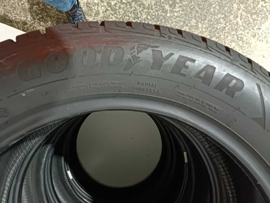 235/55/19 105V 235 55 19 GOODYEAR CP N10597 M+S