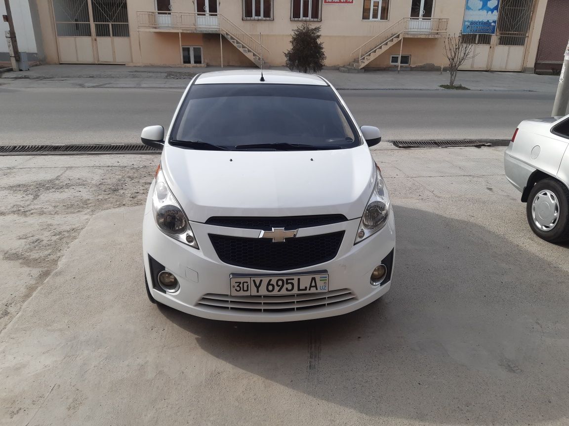 Chevrolet  spark 1 pozitsiya prostoy polni