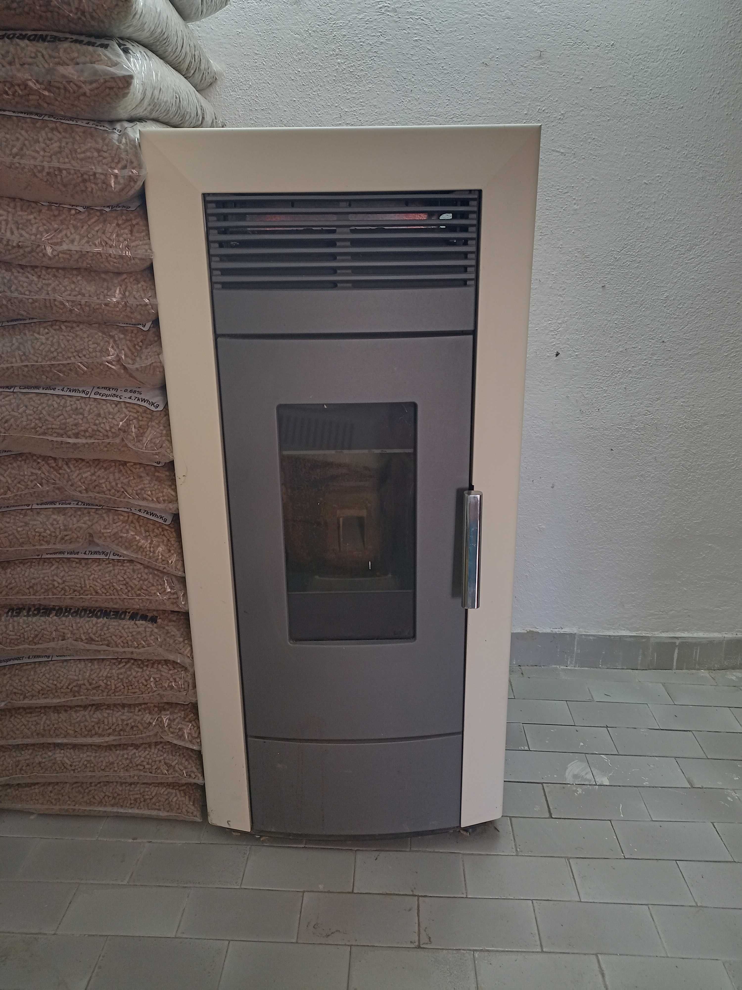 Пелетна камина COMMO 21kw (Alfa Plam)