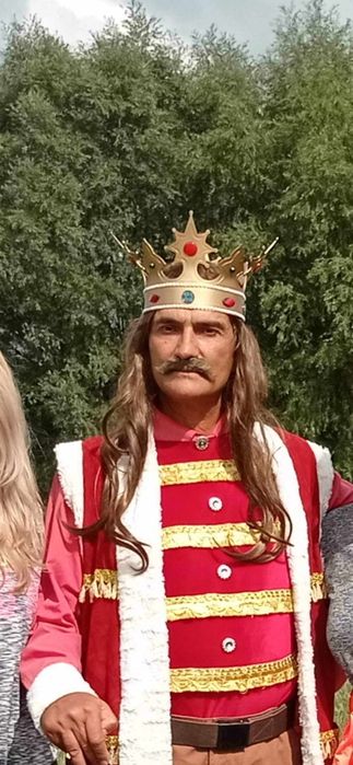 inchirieri Dacia 1300 sau personaje istorice pt reclame, spoturi, even