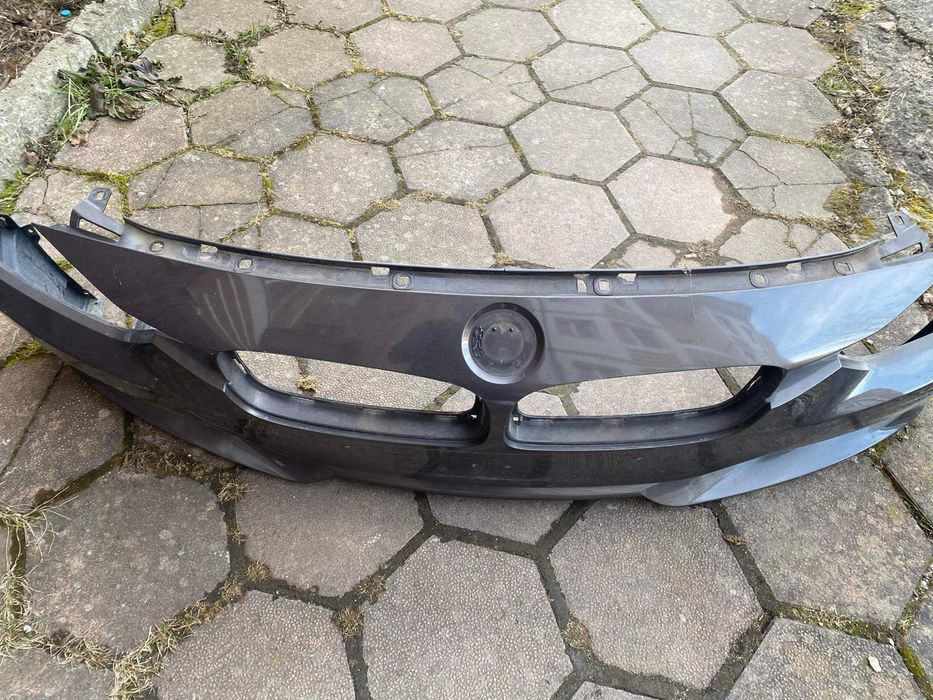 Предна броня+ бъбреци за BMW F30