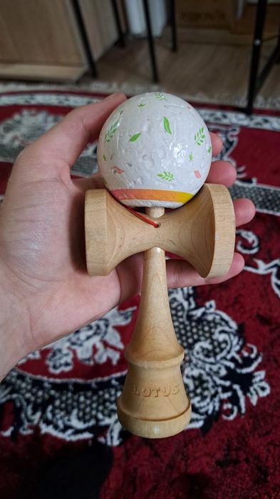 Kendama Lotus sacred