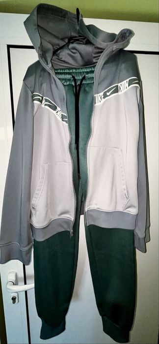 Екип Nike L размер