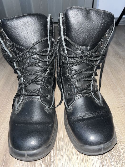 Vând uniformă SMURD voluntar