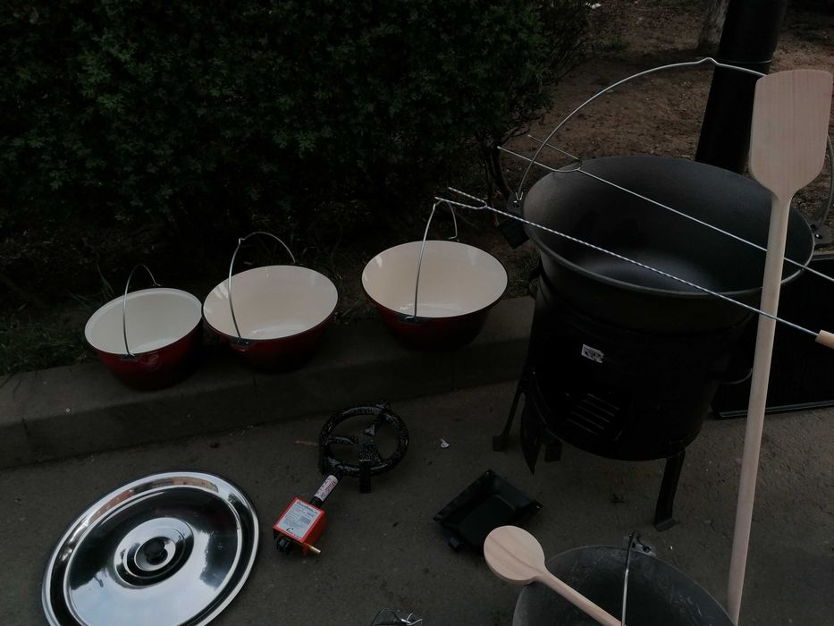 OFERTĂ Ceaun fontă pură 16L Ofertă 239 lei