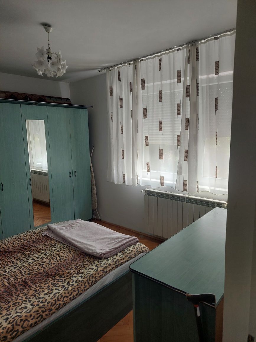 Vand apartament 2 camere ultracentral strada Republicii, Oradea