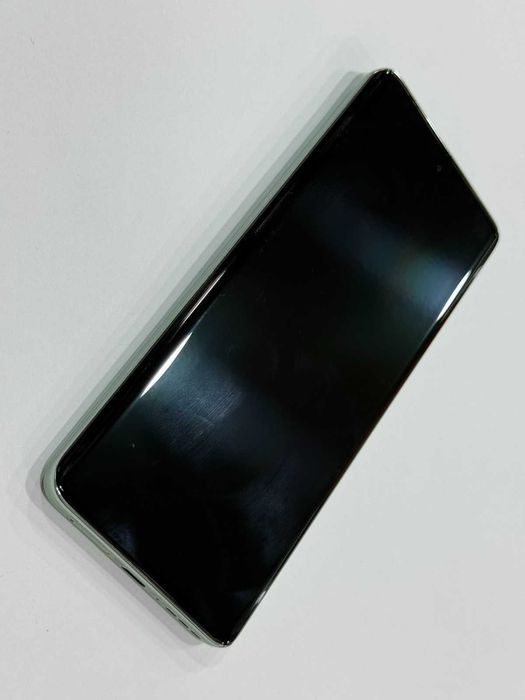 Motorola Edge 40 Neo – 256GB / 12GB RAM