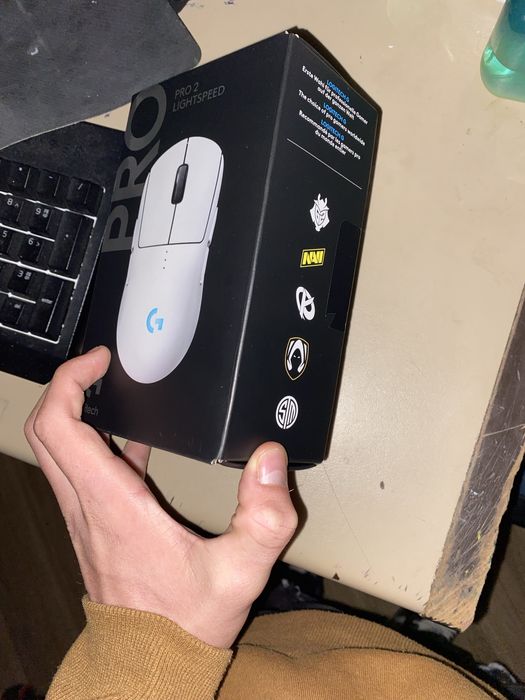 Vand Mouse gaming Logitech Pro 2 Lightspeed, Wireless, Alb