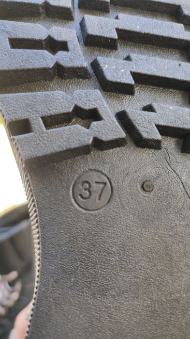 Нови кожени боти номер 37 от Тенденз