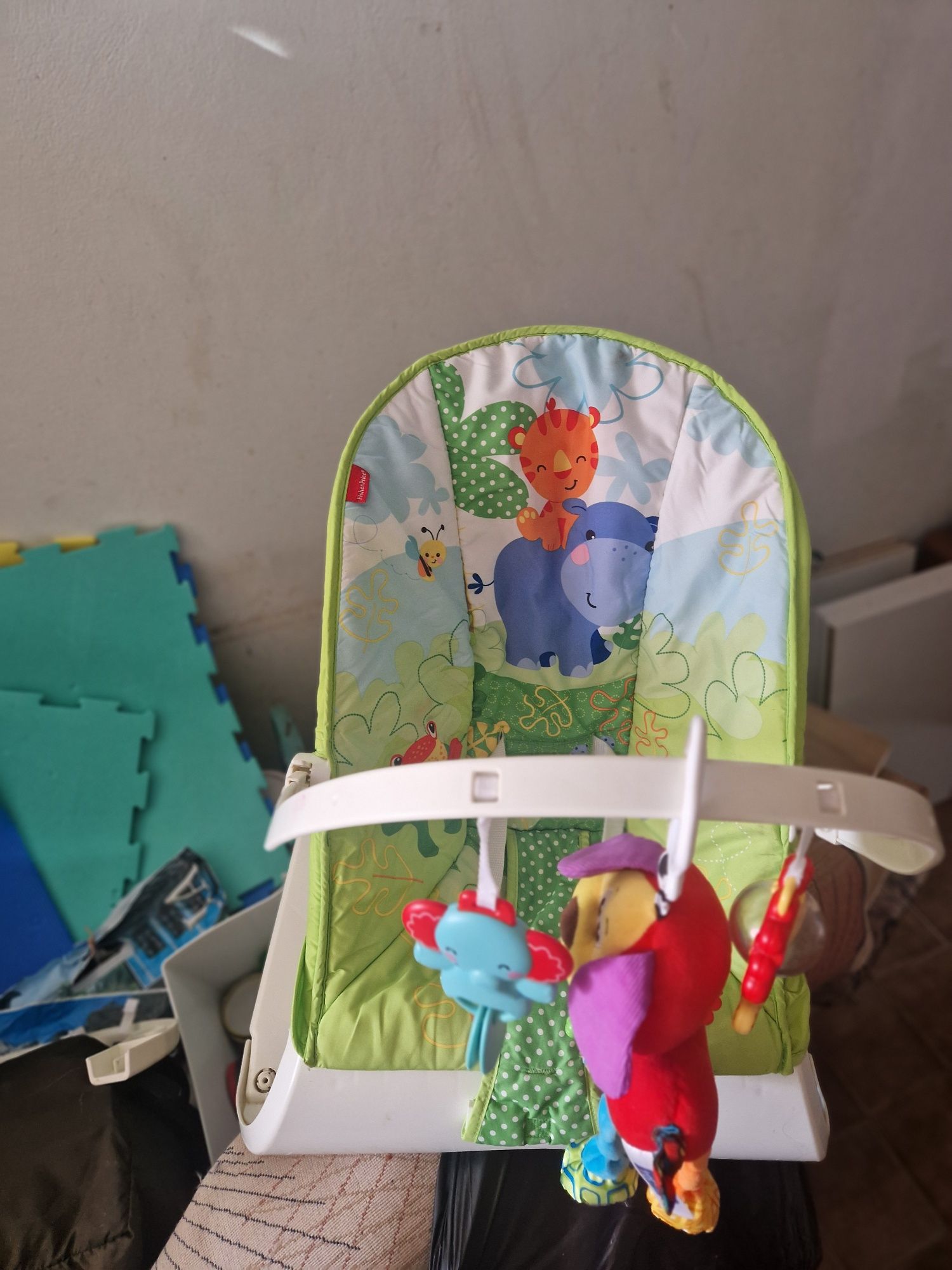 Шезлонг Fisher price с вибрация