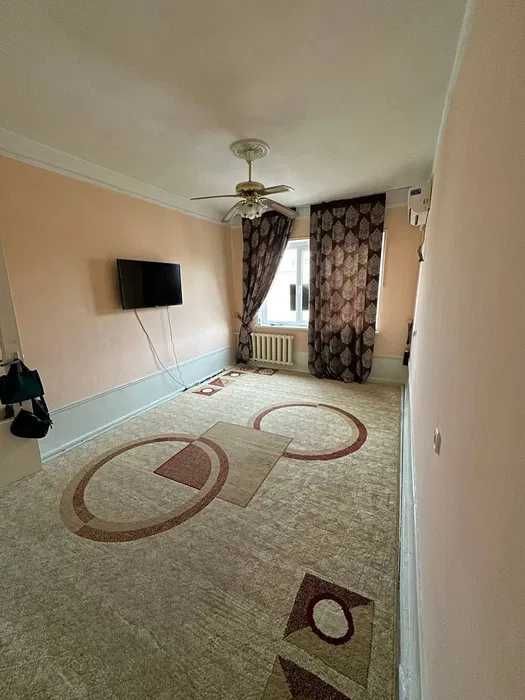 3 хонали квартира 6 метр балконли сотилади Динамо