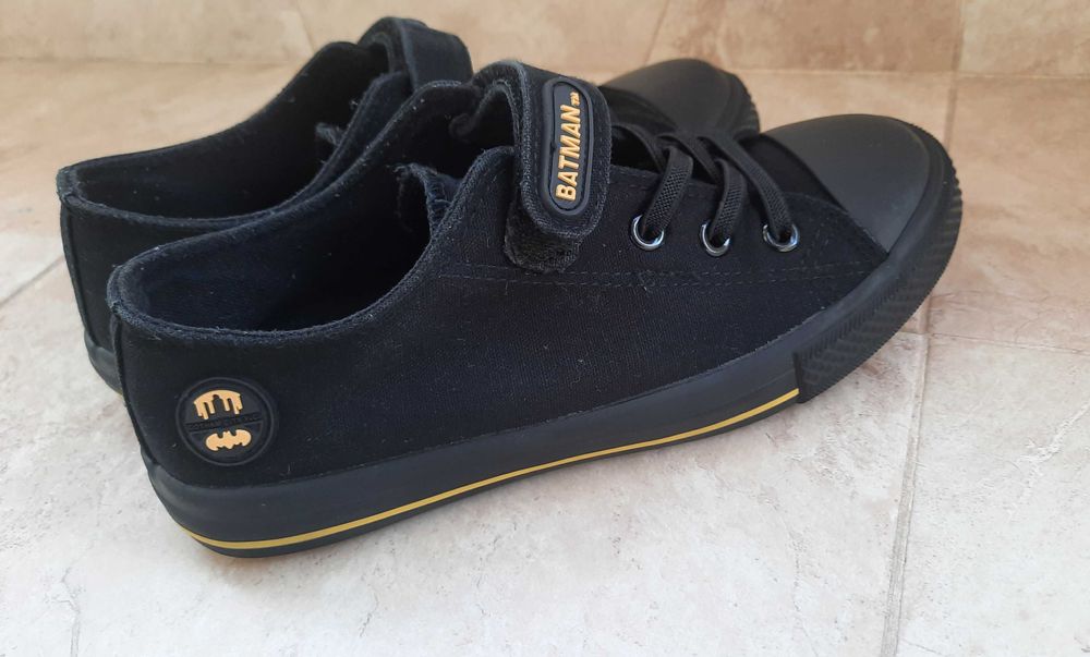 Детски гуменки-35n с велкро и ластични връзки