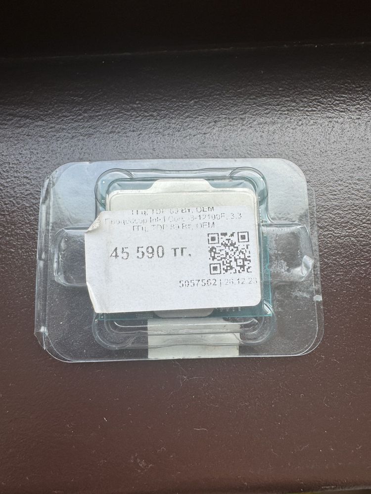 Intel i3-12100F использовался меньше года.