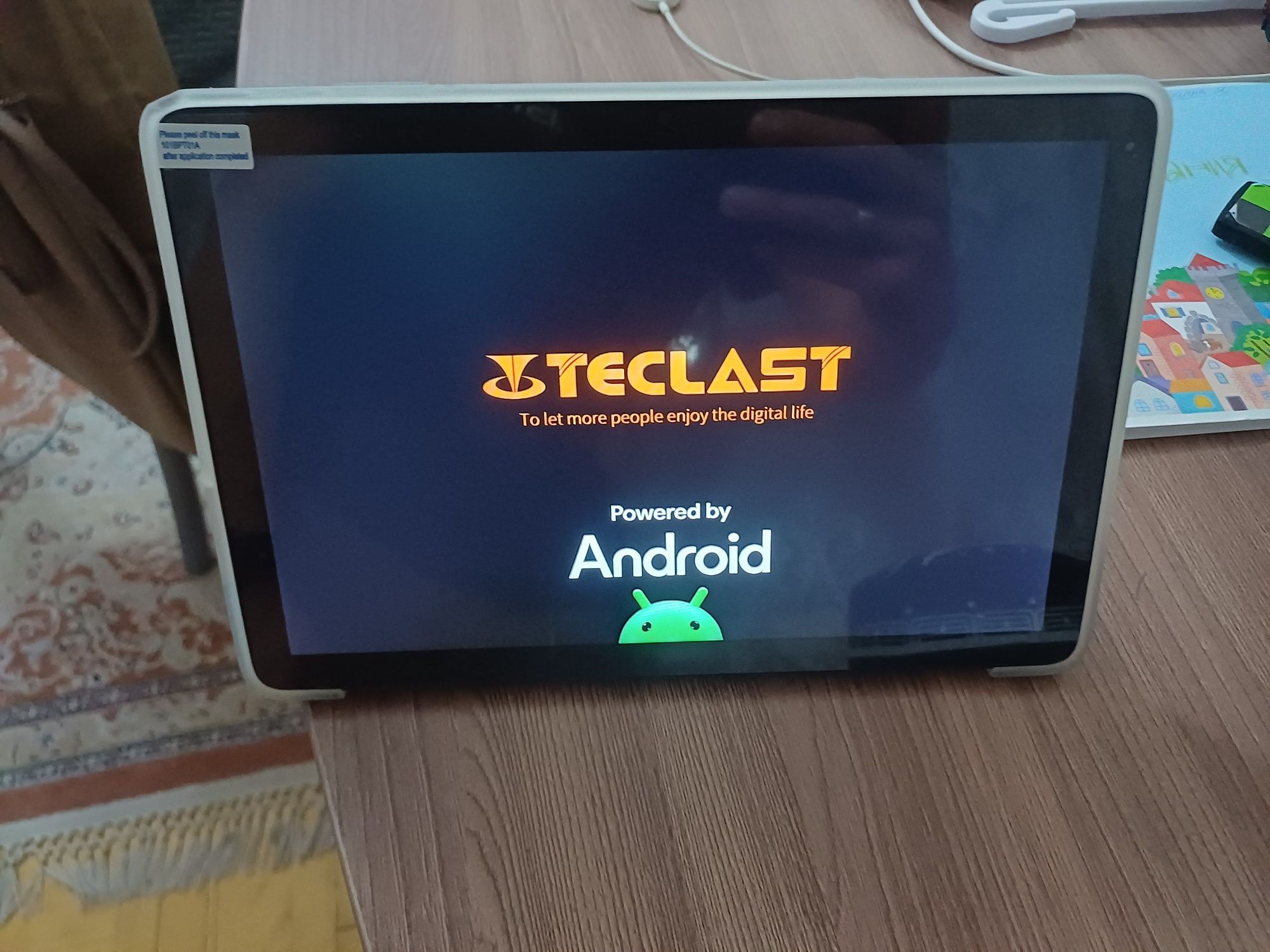Планшет фирмы Teclast