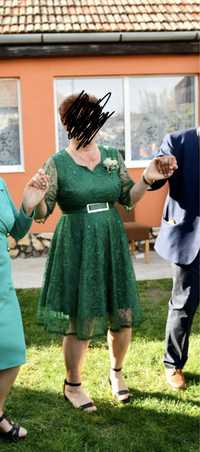Vând rochie verde