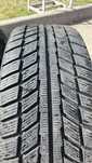 Продам зимние шины 215/60 R16