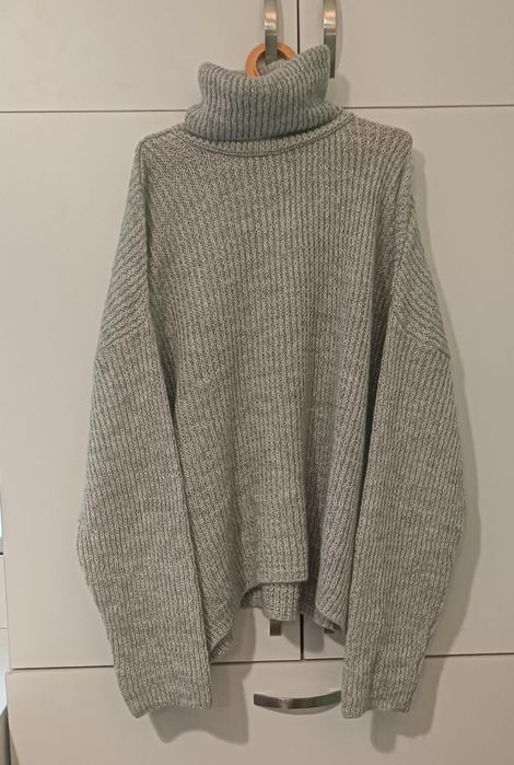 Оверсайз водолазка