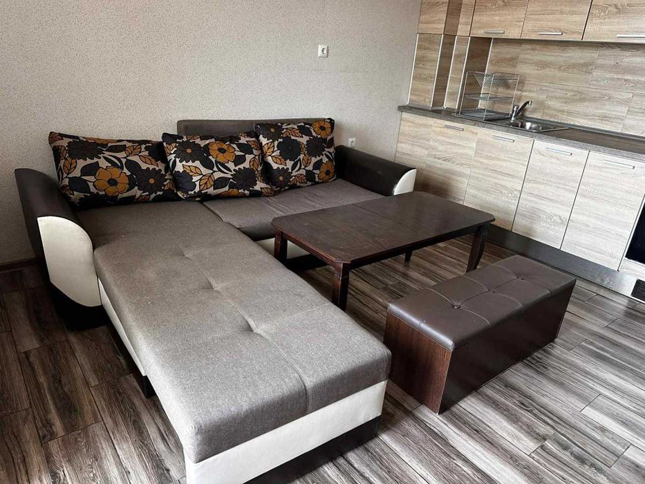 Двустаен Апартамент в Смирненски