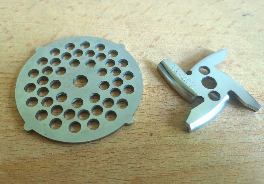 Cuțit mașină de tocat manuală