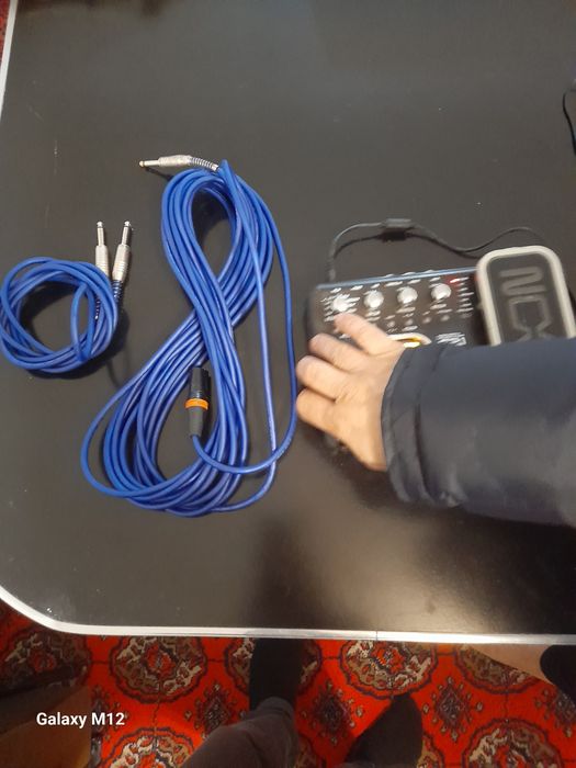 Gitara prosessor pidal Zoom g 2.1 холати яхши Звуклар ёзилган