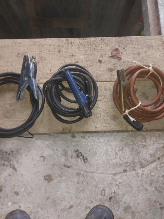 Masă și clește de sudură cu tot cu cablu