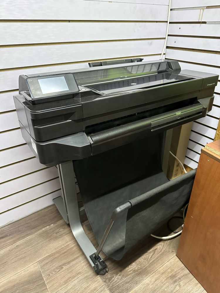 Продам плоттер HP T520