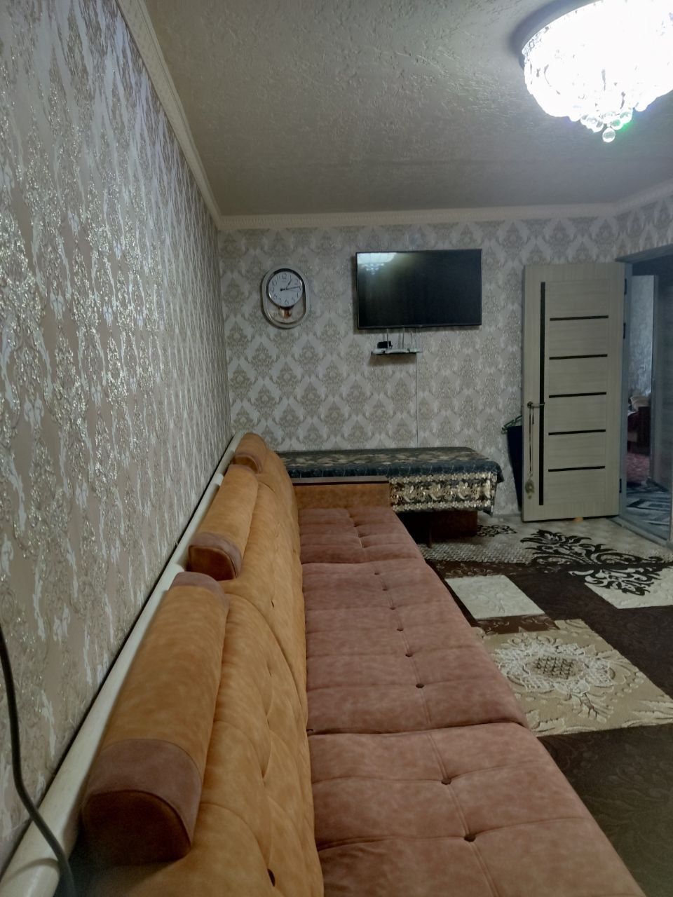 Продается квартира в центре города Фергане 50000$