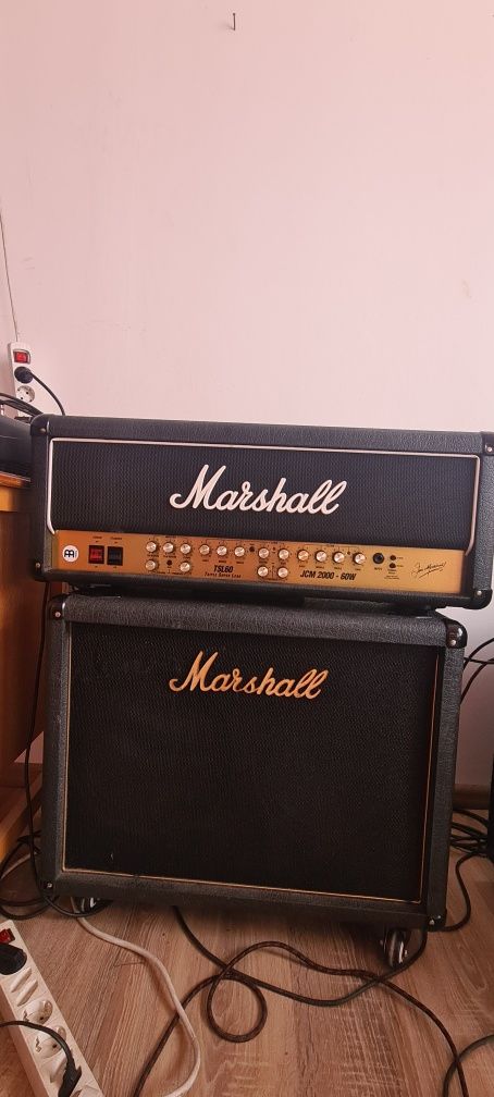 Amplificator si cabinet Marshall