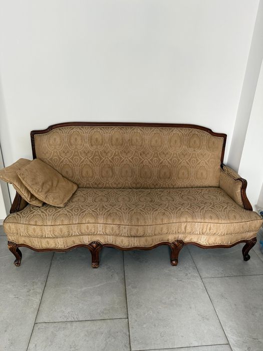 Диван и два кресла