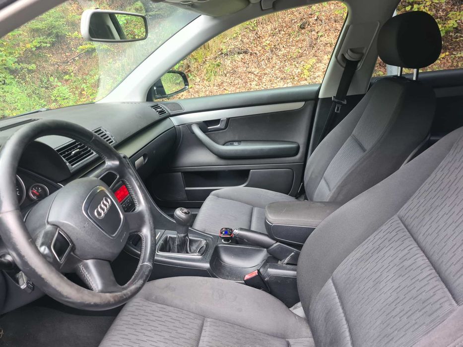Vand audi a4 b7 in stare buna